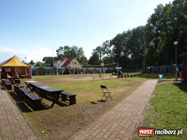 Zdjęcie w galerii na portalu naszraciborz.pl: PLEŚNA 2009 - fotoreportaż wiadomości z regionu