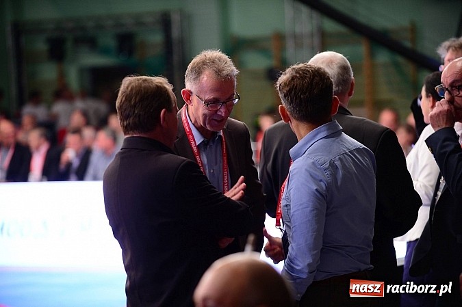 Zdjęcie w galerii na portalu naszraciborz.pl: Wielkie zapaśnicze show w Arenie Rafako. Polska vs reszta świata 4:5 wiadomości z regionu