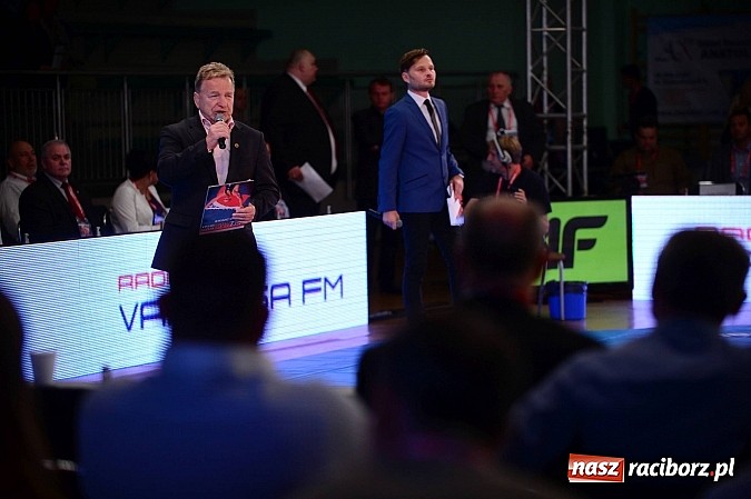 Zdjęcie w galerii na portalu naszraciborz.pl: Wielkie zapaśnicze show w Arenie Rafako. Polska vs reszta świata 4:5 wiadomości z regionu