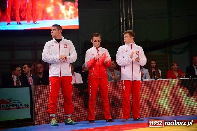 Zdjęcie w galerii na portalu naszraciborz.pl: Wielkie zapaśnicze show w Arenie Rafako. Polska vs reszta świata 4:5 wiadomości z regionu