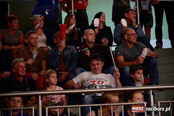 Zdjęcie w galerii na portalu naszraciborz.pl: Wielkie zapaśnicze show w Arenie Rafako. Polska vs reszta świata 4:5 wiadomości z regionu