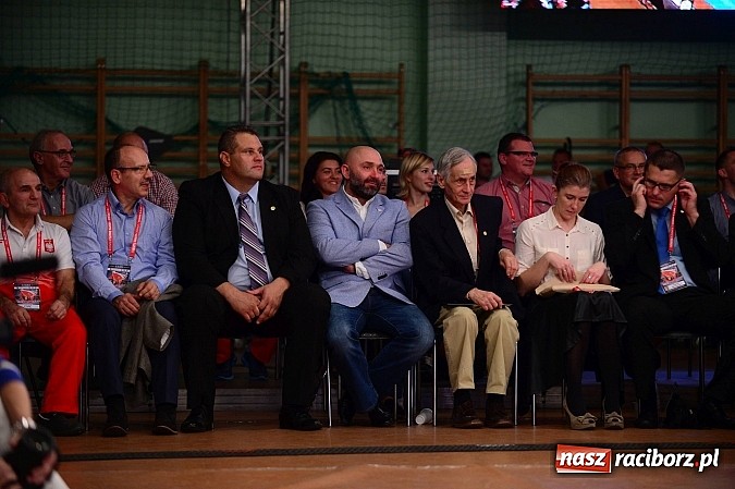 Zdjęcie w galerii na portalu naszraciborz.pl: Wielkie zapaśnicze show w Arenie Rafako. Polska vs reszta świata 4:5 wiadomości z regionu