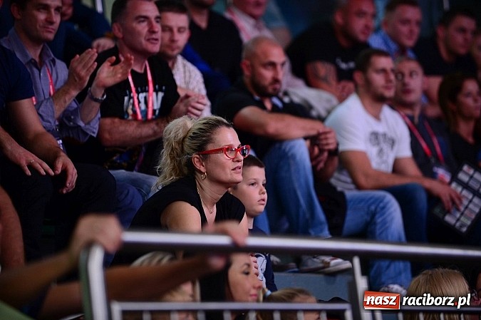 Zdjęcie w galerii na portalu naszraciborz.pl: Wielkie zapaśnicze show w Arenie Rafako. Polska vs reszta świata 4:5 wiadomości z regionu