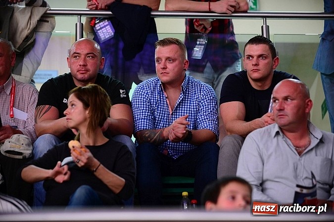 Zdjęcie w galerii na portalu naszraciborz.pl: Wielkie zapaśnicze show w Arenie Rafako. Polska vs reszta świata 4:5 wiadomości z regionu