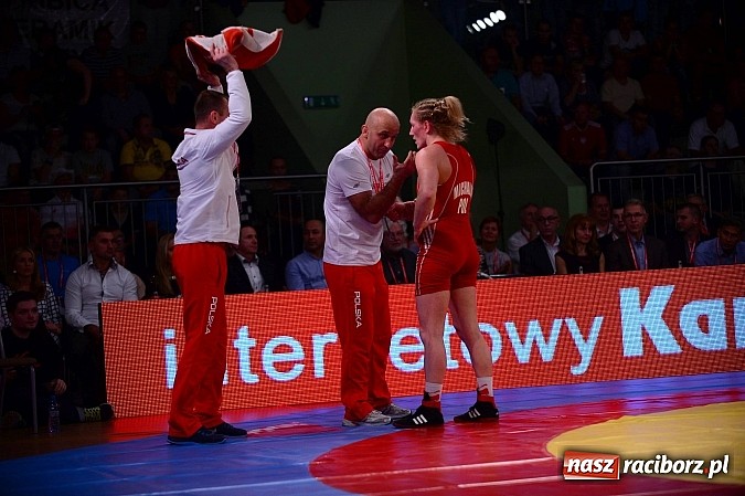 Zdjęcie w galerii na portalu naszraciborz.pl: Wielkie zapaśnicze show w Arenie Rafako. Polska vs reszta świata 4:5 wiadomości z regionu