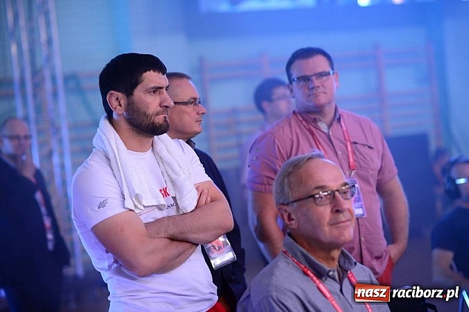 Zdjęcie w galerii na portalu naszraciborz.pl: Wielkie zapaśnicze show w Arenie Rafako. Polska vs reszta świata 4:5 wiadomości z regionu