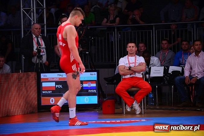 Zdjęcie w galerii na portalu naszraciborz.pl: Wielkie zapaśnicze show w Arenie Rafako. Polska vs reszta świata 4:5 wiadomości z regionu