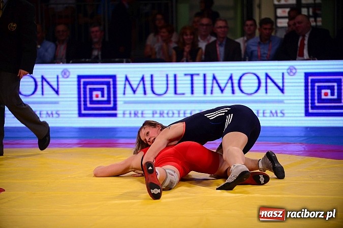 Zdjęcie w galerii na portalu naszraciborz.pl: Wielkie zapaśnicze show w Arenie Rafako. Polska vs reszta świata 4:5 wiadomości z regionu