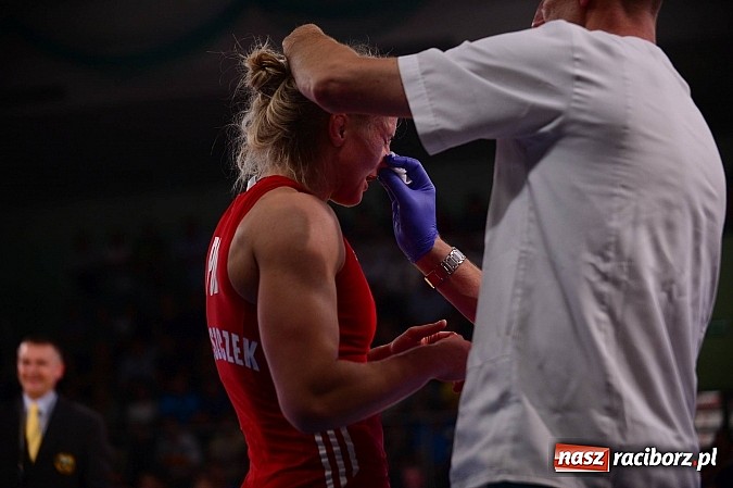 Zdjęcie w galerii na portalu naszraciborz.pl: Wielkie zapaśnicze show w Arenie Rafako. Polska vs reszta świata 4:5 wiadomości z regionu