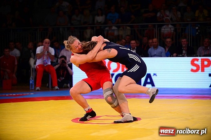Zdjęcie w galerii na portalu naszraciborz.pl: Wielkie zapaśnicze show w Arenie Rafako. Polska vs reszta świata 4:5 wiadomości z regionu