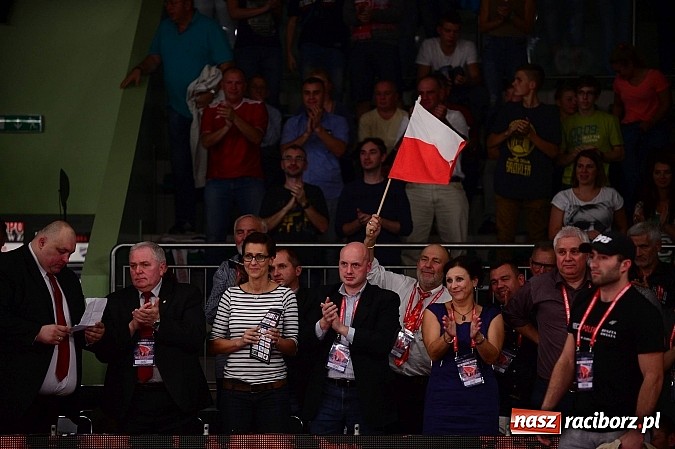 Zdjęcie w galerii na portalu naszraciborz.pl: Wielkie zapaśnicze show w Arenie Rafako. Polska vs reszta świata 4:5 wiadomości z regionu
