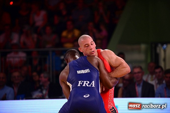 Zdjęcie w galerii na portalu naszraciborz.pl: Wielkie zapaśnicze show w Arenie Rafako. Polska vs reszta świata 4:5 wiadomości z regionu