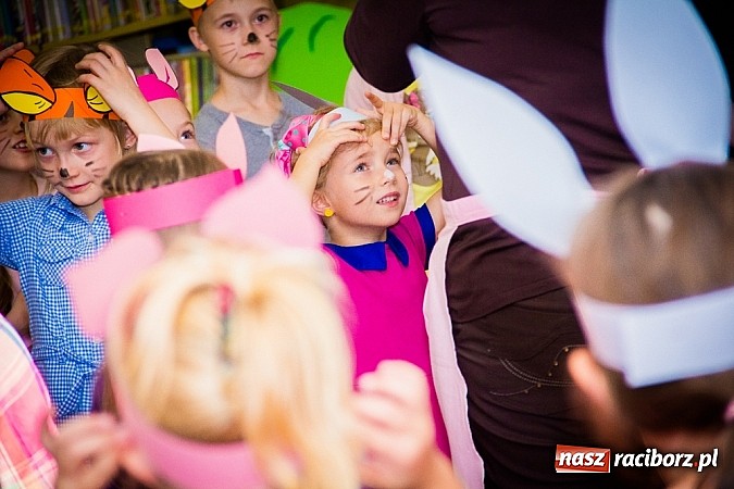 Zdjęcie w galerii na portalu naszraciborz.pl: Dzieci świętowały urodziny Kubusia Puchatka wiadomości z regionu