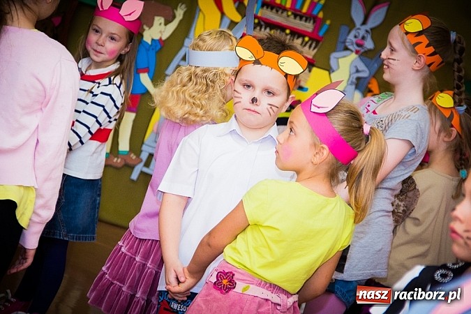 Zdjęcie w galerii na portalu naszraciborz.pl: Dzieci świętowały urodziny Kubusia Puchatka wiadomości z regionu