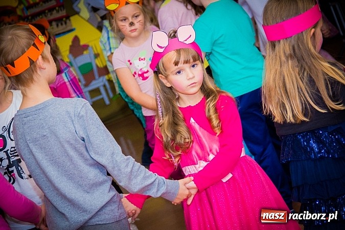 Zdjęcie w galerii na portalu naszraciborz.pl: Dzieci świętowały urodziny Kubusia Puchatka wiadomości z regionu