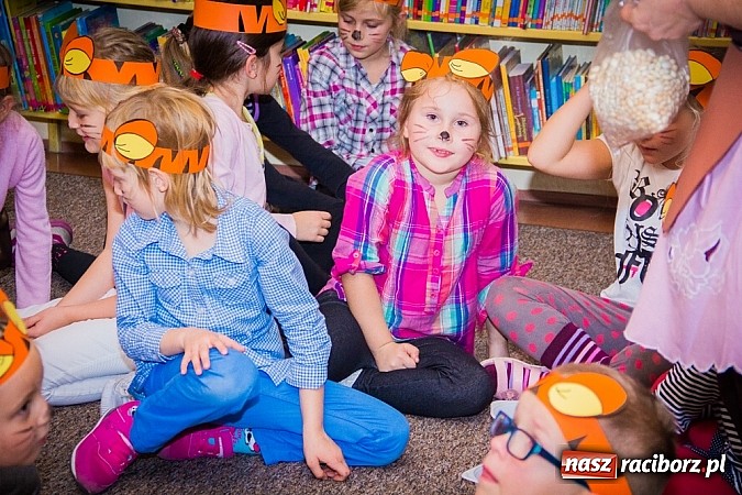 Zdjęcie w galerii na portalu naszraciborz.pl: Dzieci świętowały urodziny Kubusia Puchatka wiadomości z regionu