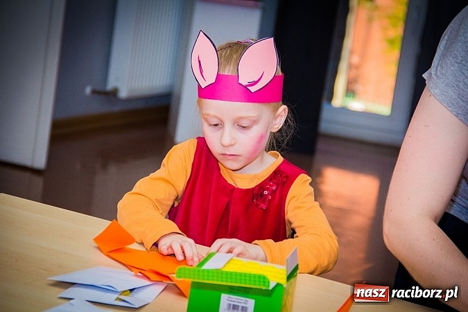 Zdjęcie w galerii na portalu naszraciborz.pl: Dzieci świętowały urodziny Kubusia Puchatka wiadomości z regionu