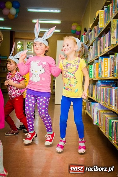 Zdjęcie w galerii na portalu naszraciborz.pl: Dzieci świętowały urodziny Kubusia Puchatka wiadomości z regionu