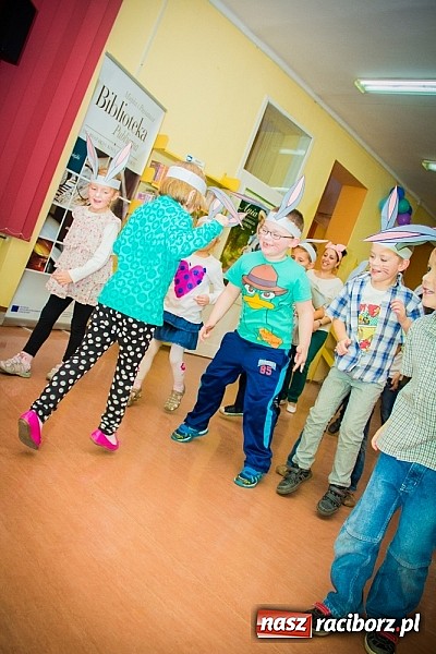 Zdjęcie w galerii na portalu naszraciborz.pl: Dzieci świętowały urodziny Kubusia Puchatka wiadomości z regionu