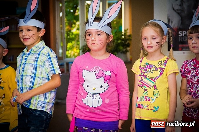 Zdjęcie w galerii na portalu naszraciborz.pl: Dzieci świętowały urodziny Kubusia Puchatka wiadomości z regionu