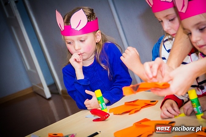 Zdjęcie w galerii na portalu naszraciborz.pl: Dzieci świętowały urodziny Kubusia Puchatka wiadomości z regionu