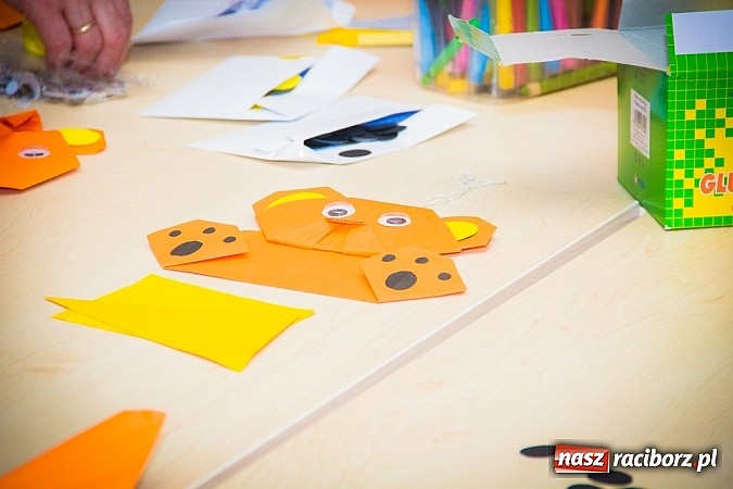 Zdjęcie w galerii na portalu naszraciborz.pl: Dzieci świętowały urodziny Kubusia Puchatka wiadomości z regionu