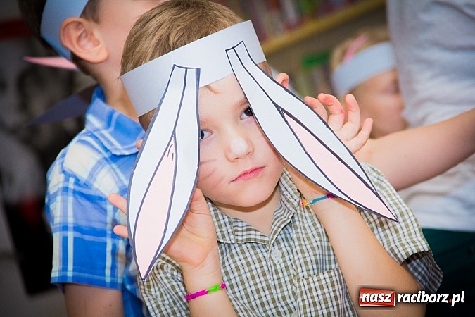 Zdjęcie w galerii na portalu naszraciborz.pl: Dzieci świętowały urodziny Kubusia Puchatka wiadomości z regionu