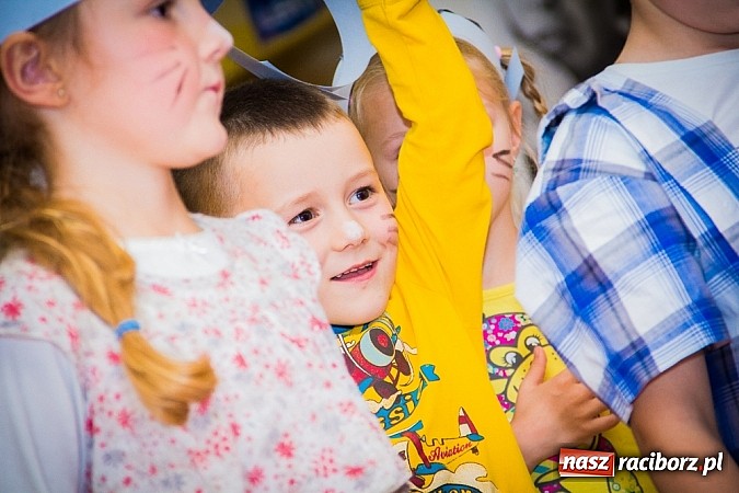 Zdjęcie w galerii na portalu naszraciborz.pl: Dzieci świętowały urodziny Kubusia Puchatka wiadomości z regionu
