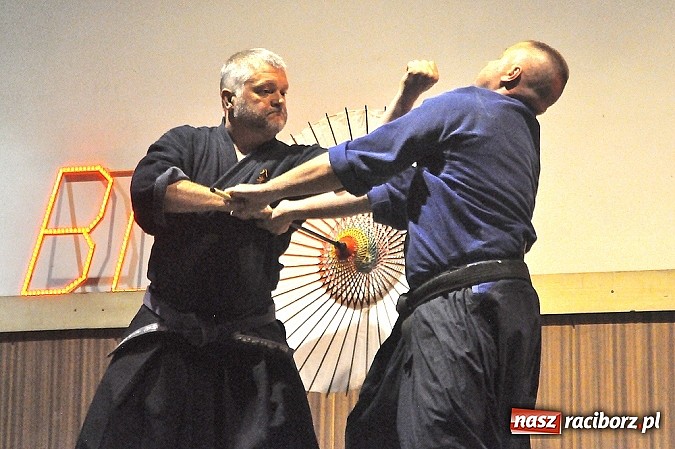 Zdjęcie w galerii na portalu naszraciborz.pl: Budo Gala 2014: Pokazy mistrz&oacute;w japońskich sztuk walki wiadomości z regionu