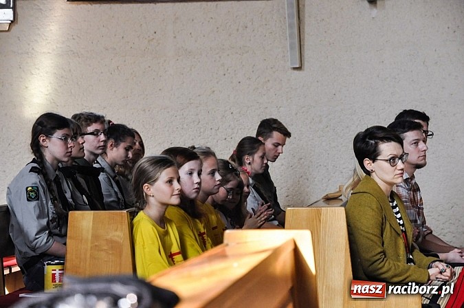 Zdjęcie w galerii na portalu naszraciborz.pl: Voices for Hospices - koncert uwielbienia w kościele na Ocicach wiadomości z regionu