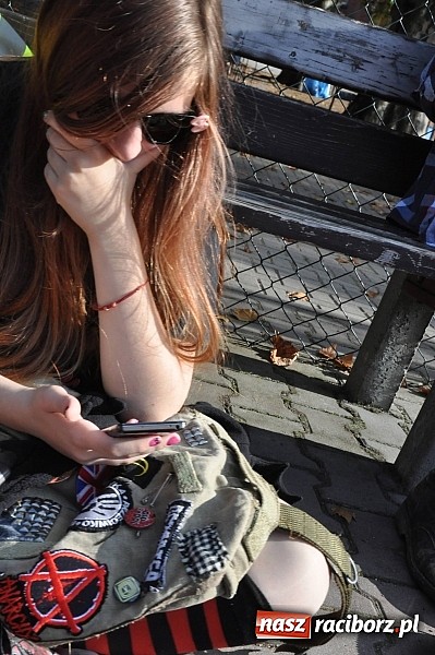 Zdjęcie w galerii na portalu naszraciborz.pl: Księża roznieśli w pył absolwentów  wiadomości z regionu