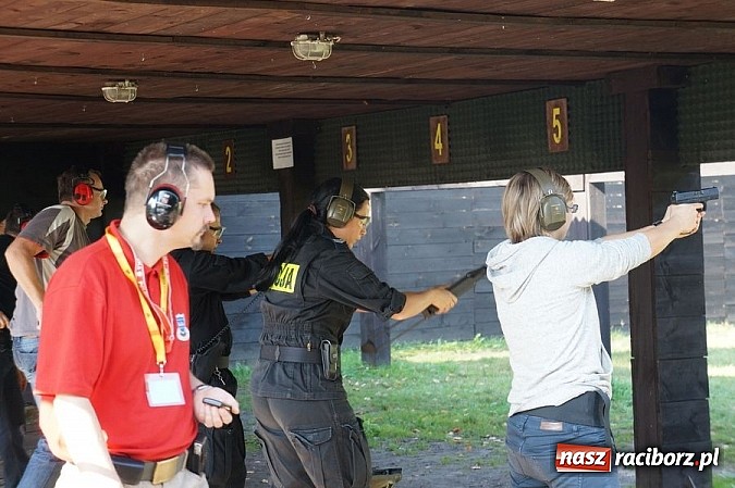 Zdjęcie w galerii na portalu naszraciborz.pl: Pogranicznicy z Raciborza świetni w strzelaniu  wiadomości z regionu