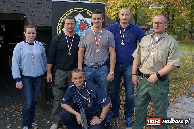 Zdjęcie w galerii na portalu naszraciborz.pl: Pogranicznicy z Raciborza świetni w strzelaniu  wiadomości z regionu