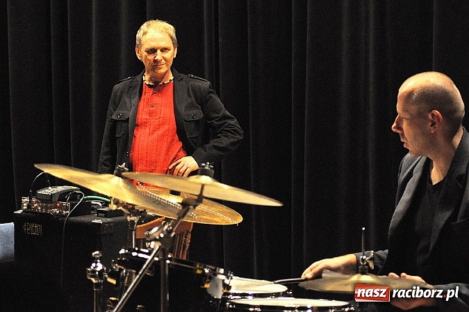 Zdjęcie w galerii na portalu naszraciborz.pl: Jazzowy wieczór w RCK z Arturem Dutkiewiczem wiadomości z regionu