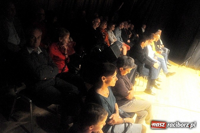 Zdjęcie w galerii na portalu naszraciborz.pl: Jazzowy wieczór w RCK z Arturem Dutkiewiczem wiadomości z regionu