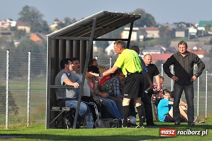 Zdjęcie w galerii na portalu naszraciborz.pl: Dziesięć bramek w Borucinie. Naprzód lepszy od Studziennej wiadomości z regionu