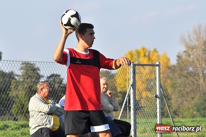 Zdjęcie w galerii na portalu naszraciborz.pl: Dziesięć bramek w Borucinie. Naprzód lepszy od Studziennej wiadomości z regionu
