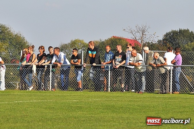 Zdjęcie w galerii na portalu naszraciborz.pl: Dziesięć bramek w Borucinie. Naprzód lepszy od Studziennej wiadomości z regionu