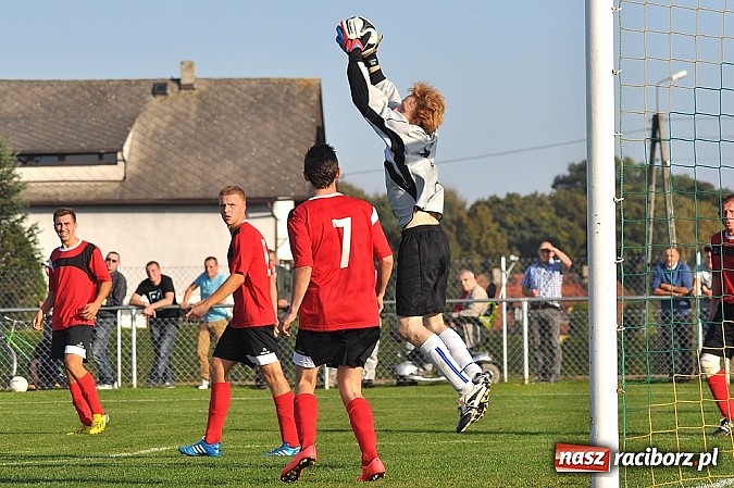 Zdjęcie w galerii na portalu naszraciborz.pl: Dziesięć bramek w Borucinie. Naprzód lepszy od Studziennej wiadomości z regionu