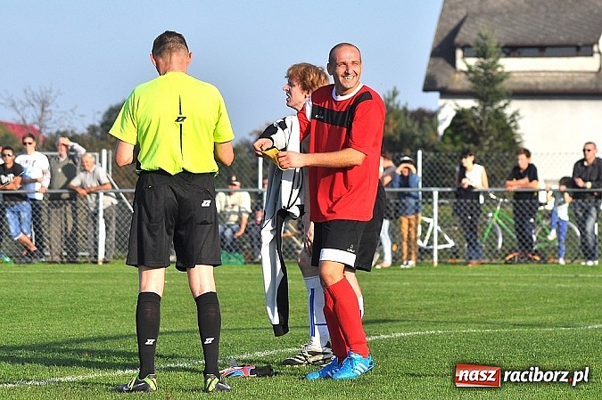 Zdjęcie w galerii na portalu naszraciborz.pl: Dziesięć bramek w Borucinie. Naprzód lepszy od Studziennej wiadomości z regionu