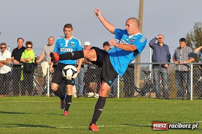 Zdjęcie w galerii na portalu naszraciborz.pl: Dziesięć bramek w Borucinie. Naprzód lepszy od Studziennej wiadomości z regionu