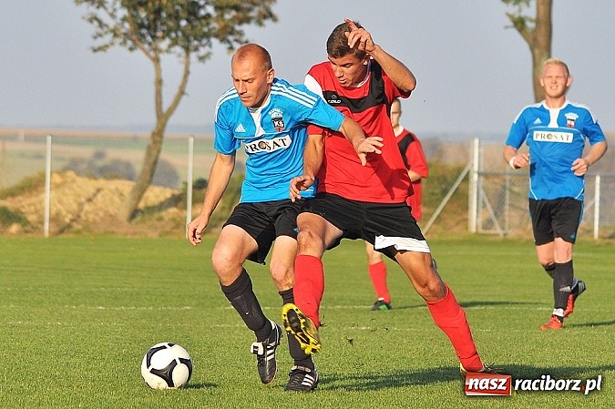 Zdjęcie w galerii na portalu naszraciborz.pl: Dziesięć bramek w Borucinie. Naprzód lepszy od Studziennej wiadomości z regionu