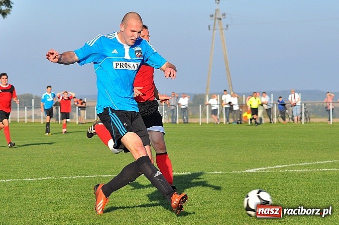 Zdjęcie w galerii na portalu naszraciborz.pl: Dziesięć bramek w Borucinie. Naprzód lepszy od Studziennej wiadomości z regionu