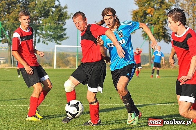 Zdjęcie w galerii na portalu naszraciborz.pl: Dziesięć bramek w Borucinie. Naprzód lepszy od Studziennej wiadomości z regionu