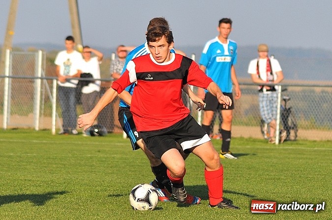 Zdjęcie w galerii na portalu naszraciborz.pl: Dziesięć bramek w Borucinie. Naprzód lepszy od Studziennej wiadomości z regionu