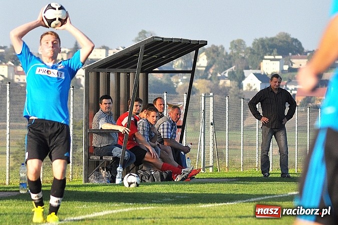 Zdjęcie w galerii na portalu naszraciborz.pl: Dziesięć bramek w Borucinie. Naprzód lepszy od Studziennej wiadomości z regionu