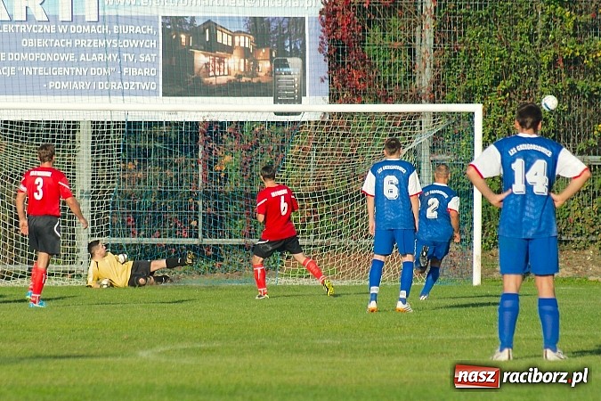 Zdjęcie w galerii na portalu naszraciborz.pl: Markowice-Grzegorzowice: Niewykorzystane sytuacje się mszczą wiadomości z regionu