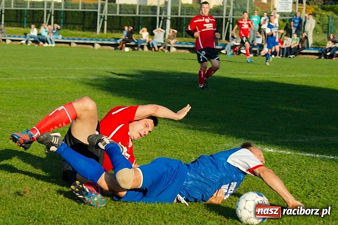 Zdjęcie w galerii na portalu naszraciborz.pl: Markowice-Grzegorzowice: Niewykorzystane sytuacje się mszczą wiadomości z regionu