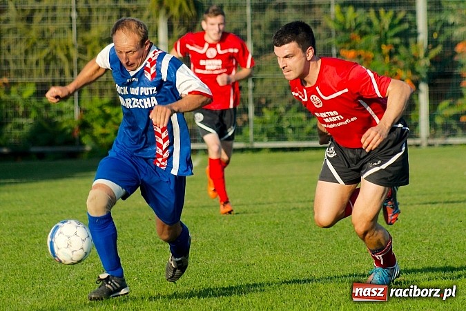 Zdjęcie w galerii na portalu naszraciborz.pl: Markowice-Grzegorzowice: Niewykorzystane sytuacje się mszczą wiadomości z regionu