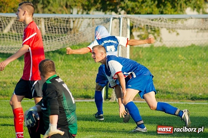 Zdjęcie w galerii na portalu naszraciborz.pl: Markowice-Grzegorzowice: Niewykorzystane sytuacje się mszczą wiadomości z regionu